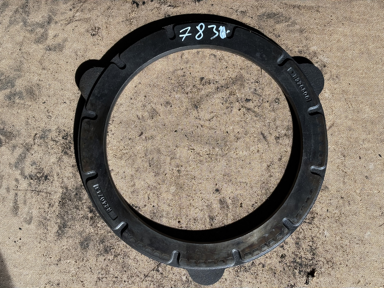 John Deere 7200 7230 7630 7830 7930 7M 230 Docisk Hamulca Płytka R226506 R240743 - Тормозной диск для Сельскохозяйственной техники: фото 1 John Deere 7200 7230 7630 7830 7930 7M 230 Docisk Hamulca Płytka R226506 R240743 - Тормозной диск для Сельскохозяйственной техники: фото 1