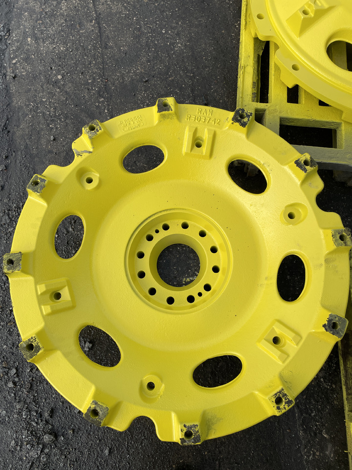 John Deere 8345R - koło felga gwiazda - Колесный диск для Сельскохозяйственной техники: фото 2 John Deere 8345R - koło felga gwiazda - Колесный диск для Сельскохозяйственной техники: фото 2