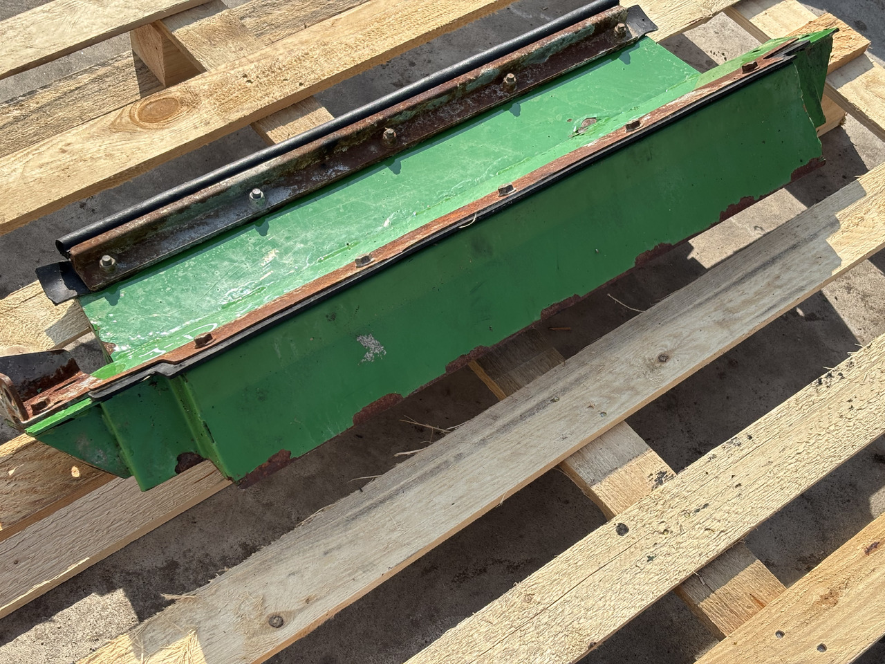 John Deere 8600 Kaptur Osłona Maska AXE46452 - Капот для Сельскохозяйственной техники: фото 4 John Deere 8600 Kaptur Osłona Maska AXE46452 - Капот для Сельскохозяйственной техники: фото 4