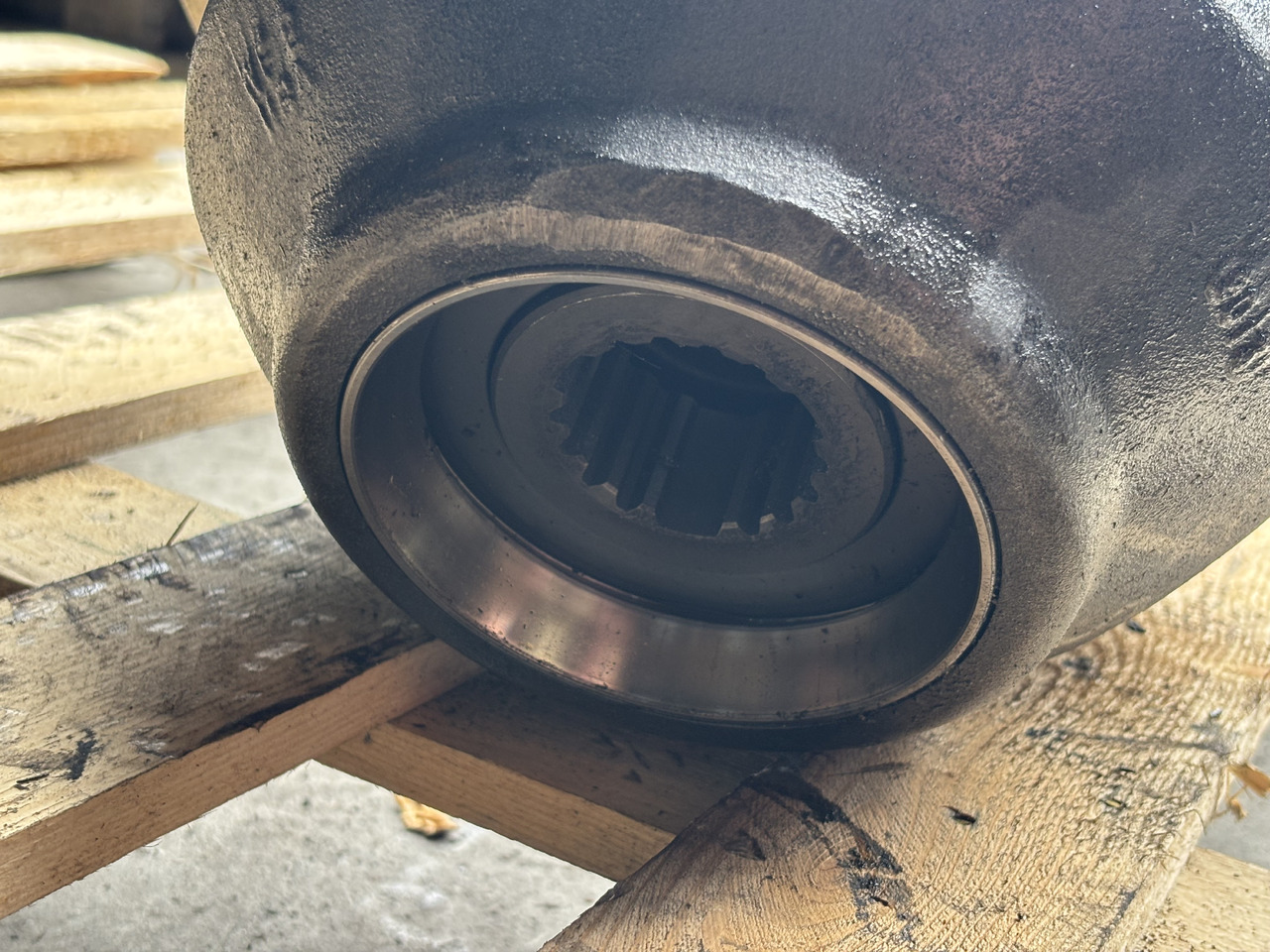 John Deere Mechanizm Różnicowy Reduktor R129583 R255179 R253935 R253934 R290636 - Дифференциал для Сельскохозяйственной техники: фото 2 John Deere Mechanizm Różnicowy Reduktor R129583 R255179 R253935 R253934 R290636 - Дифференциал для Сельскохозяйственной техники: фото 2