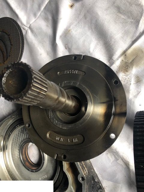 John Deere r95371 - Bęben - Коробка передач и запчасти для Сельскохозяйственной техники: фото 2 John Deere r95371 - Bęben - Коробка передач и запчасти для Сельскохозяйственной техники: фото 2