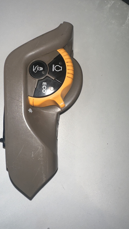 Klawisze hydrauliki john deere panel sterowania - Приборная панель для Сельскохозяйственной техники: фото 5 Klawisze hydrauliki john deere panel sterowania - Приборная панель для Сельскохозяйственной техники: фото 5
