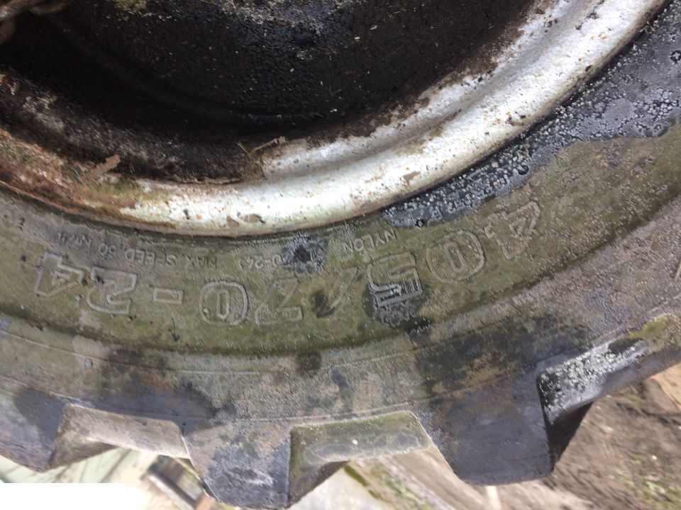 Колесо для Погрузочно-разгрузочной техники Koło John Deere 4400 - 405/70-24: фото 13 Колесо для Погрузочно-разгрузочной техники Koło John Deere 4400 - 405/70-24: фото 13