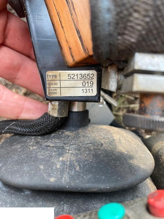 Komatsu Valmet Joystick TYP: / 2145 015 2817 Joistick Sterowanie - Кабина и интерьер для Лесозаготовительной техники: фото 1 Komatsu Valmet Joystick TYP: / 2145 015 2817 Joistick Sterowanie - Кабина и интерьер для Лесозаготовительной техники: фото 1