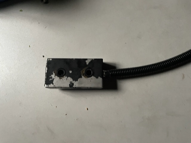 Manitou Bobcat Massey Ferguson - Czujnik Przeciąźenia ~ Czujnik - Сенсор для Сельскохозяйственной техники: фото 3 Manitou Bobcat Massey Ferguson - Czujnik Przeciąźenia ~ Czujnik - Сенсор для Сельскохозяйственной техники: фото 3