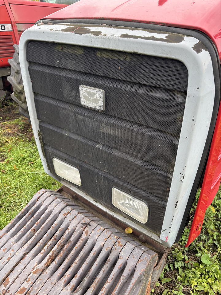 Massey Ferguson 8160 Kratka Przednia Maska CZĘŚCI 3713209M1 3713208M1 3714392M91 3713213M92 - Решётка радиатора для Сельскохозяйственной техники: фото 1 Massey Ferguson 8160 Kratka Przednia Maska CZĘŚCI 3713209M1 3713208M1 3714392M91 3713213M92 - Решётка радиатора для Сельскохозяйственной техники: фото 1