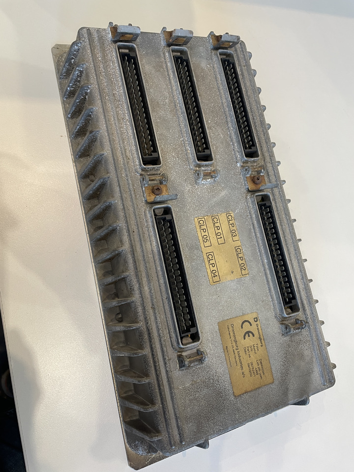 Massey Fergusson Fendt - jednostka centralna komputer sterownik 28782471 - Блок управления для Сельскохозяйственной техники: фото 4 Massey Fergusson Fendt - jednostka centralna komputer sterownik 28782471 - Блок управления для Сельскохозяйственной техники: фото 4