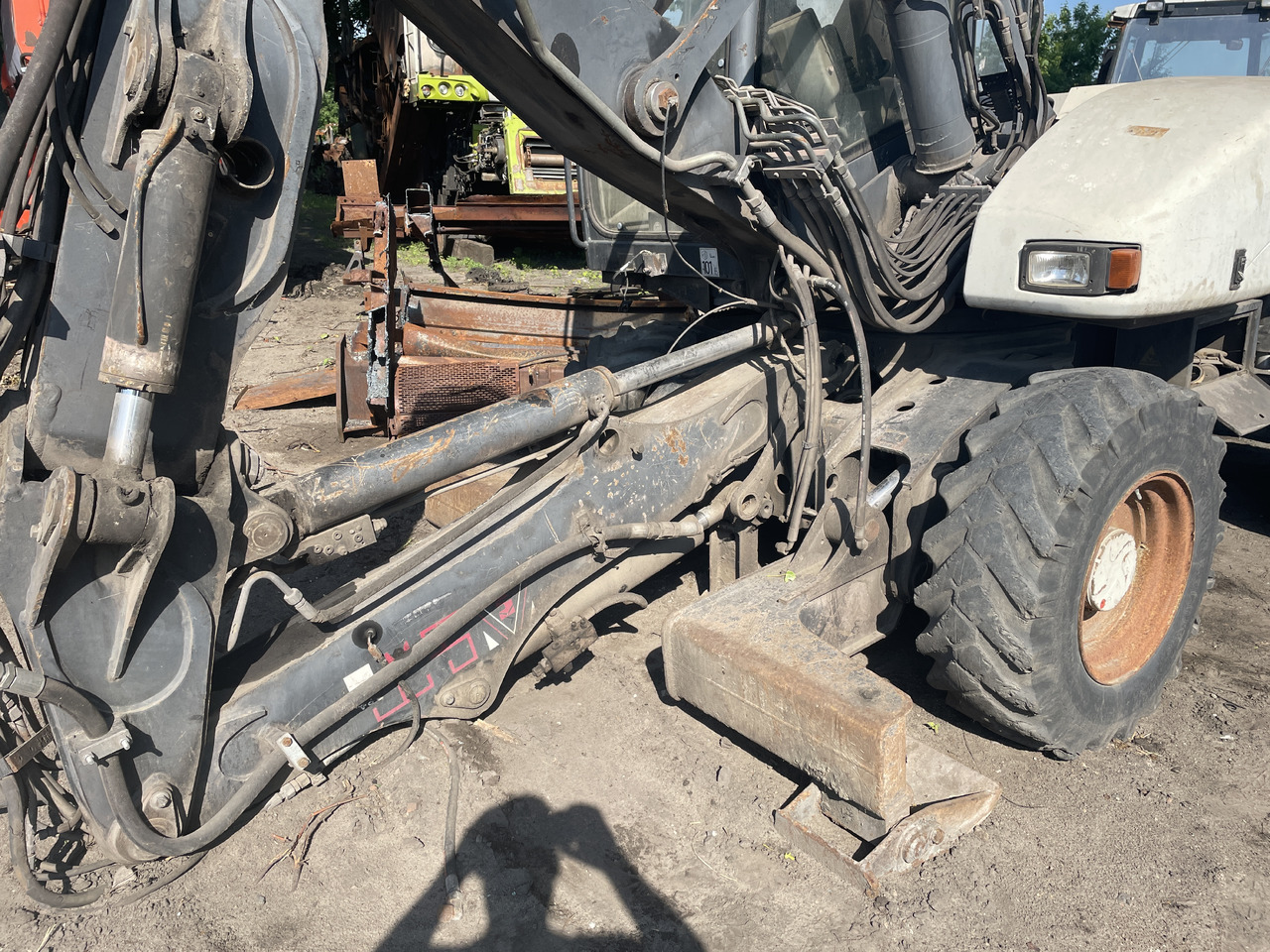 Mecalac 12MXT 12 MXT - części - kabina mosty siłowniki koła zwolnica skrzynia - Бортовой редуктор для Сельскохозяйственной техники: фото 4 Mecalac 12MXT 12 MXT - części - kabina mosty siłowniki koła zwolnica skrzynia - Бортовой редуктор для Сельскохозяйственной техники: фото 4