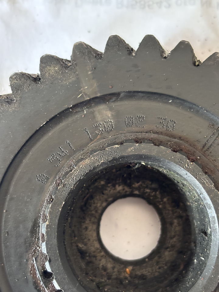Mercedes OM541 OM542 OM441 OM442 - koło zębate sprężarki powietrza 5411300230, 5411300630 - Компрессор кондиционера: фото 2 Mercedes OM541 OM542 OM441 OM442 - koło zębate sprężarki powietrza 5411300230, 5411300630 - Компрессор кондиционера: фото 2