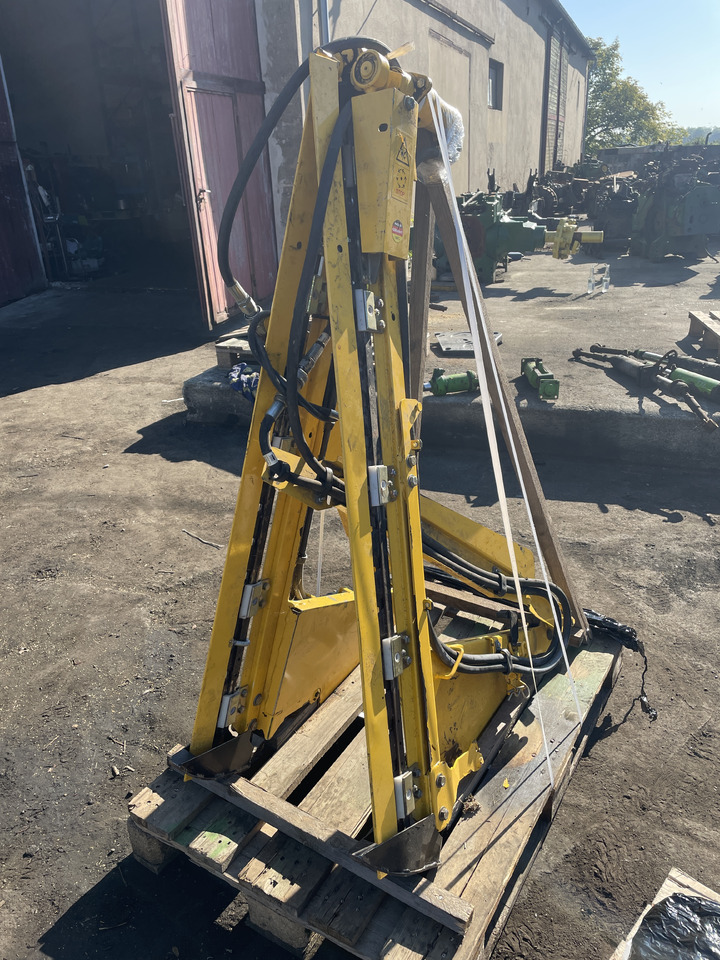 New Holland heder Vario - kosy boczne - Боковая косилка-измельчитель: фото 4 New Holland heder Vario - kosy boczne - Боковая косилка-измельчитель: фото 4