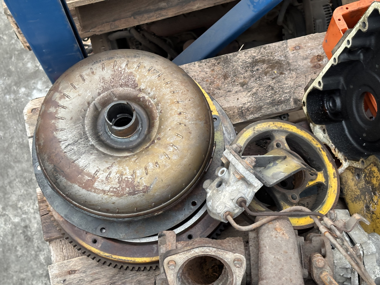 Perkins 4.236 4.248 Pokrywa Rozrządu Korbowód Tłok Miska Olejowa Tryb Koło Zamachowe CZĘŚCI - Маховик для Сельскохозяйственной техники: фото 5 Perkins 4.236 4.248 Pokrywa Rozrządu Korbowód Tłok Miska Olejowa Tryb Koło Zamachowe CZĘŚCI - Маховик для Сельскохозяйственной техники: фото 5