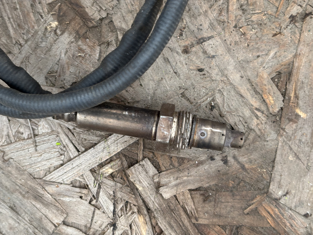 Uninox SNS12V Czujnik Tlenku Azotu NOX CONTINENTAL 5WK9 6713A 5802482142 - Сенсор для Грузовиков: фото 3 Uninox SNS12V Czujnik Tlenku Azotu NOX CONTINENTAL 5WK9 6713A 5802482142 - Сенсор для Грузовиков: фото 3