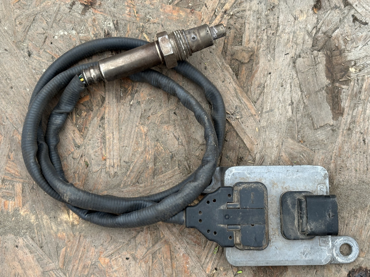 Uninox SNS12V Czujnik Tlenku Azotu NOX CONTINENTAL 5WK9 6713A 5802482142 - Сенсор для Грузовиков: фото 4 Uninox SNS12V Czujnik Tlenku Azotu NOX CONTINENTAL 5WK9 6713A 5802482142 - Сенсор для Грузовиков: фото 4