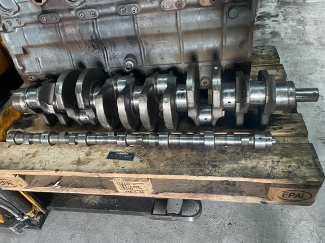 Wał korbowy liebherr 3020319 do silnika Liebherr D906 / D916 - Коленчатый вал для Сельскохозяйственной техники: фото 1 Wał korbowy liebherr 3020319 do silnika Liebherr D906 / D916 - Коленчатый вал для Сельскохозяйственной техники: фото 1