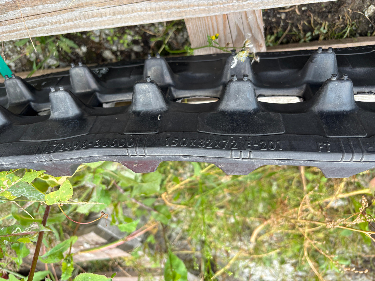 Yanmar SV05 SV05-A SV05-B Gąsienica Gumowa 172498-38600 150x32x72 - Гусеница для Строительной техники: фото 2 Yanmar SV05 SV05-A SV05-B Gąsienica Gumowa 172498-38600 150x32x72 - Гусеница для Строительной техники: фото 2