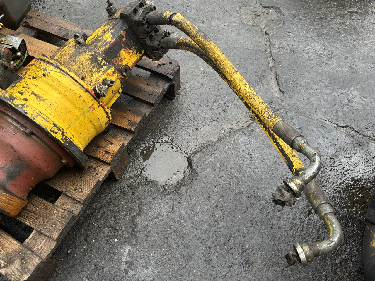 Zeppelin ZR15 Cat 212 206 Eder Reduktor Obrotu - Трансмиссия для Сельскохозяйственной техники: фото 2 Zeppelin ZR15 Cat 212 206 Eder Reduktor Obrotu - Трансмиссия для Сельскохозяйственной техники: фото 2