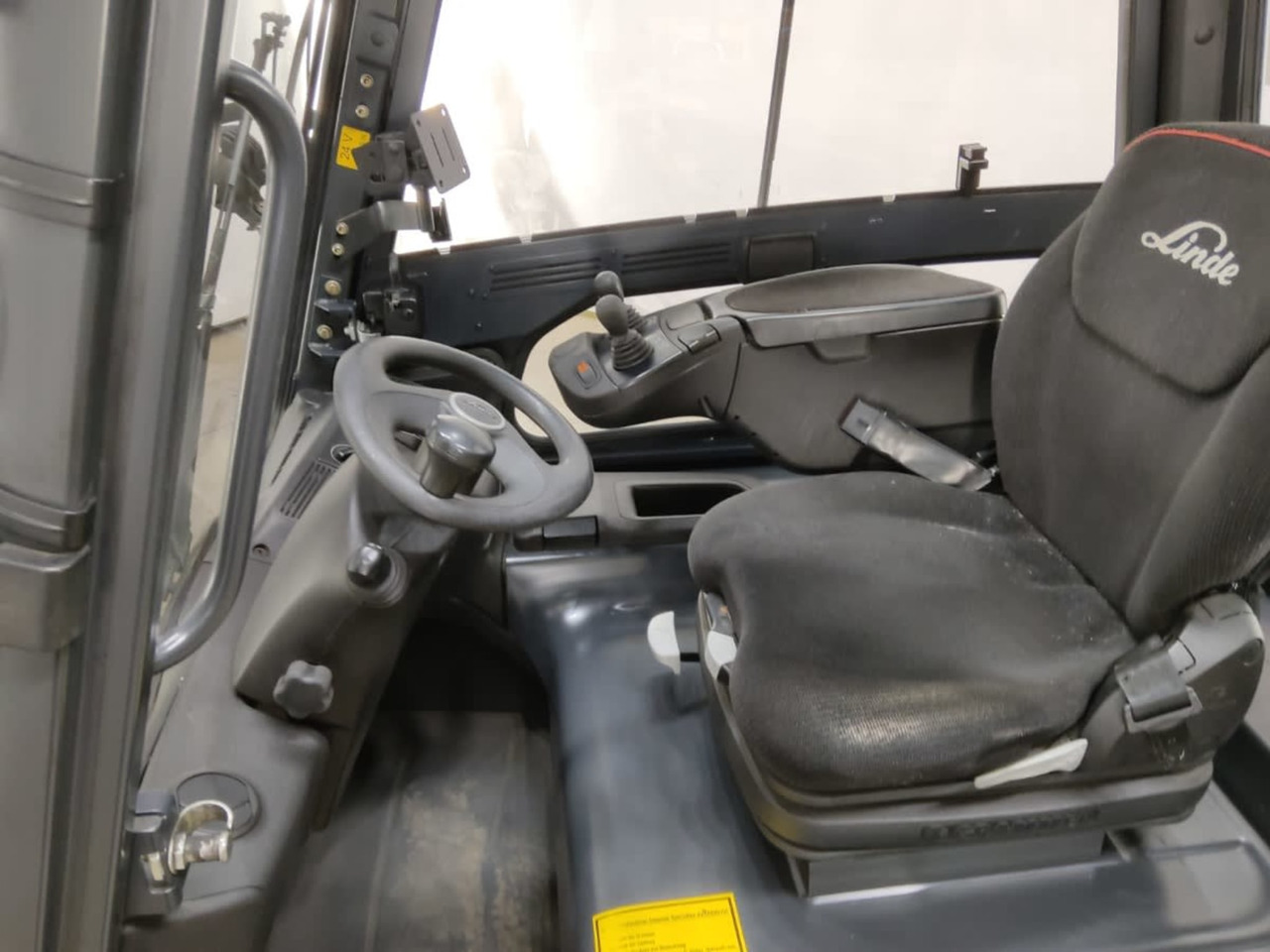 Linde E25HL-01/600 - Электропогрузчик: фото 4 Linde E25HL-01/600 - Электропогрузчик: фото 4
