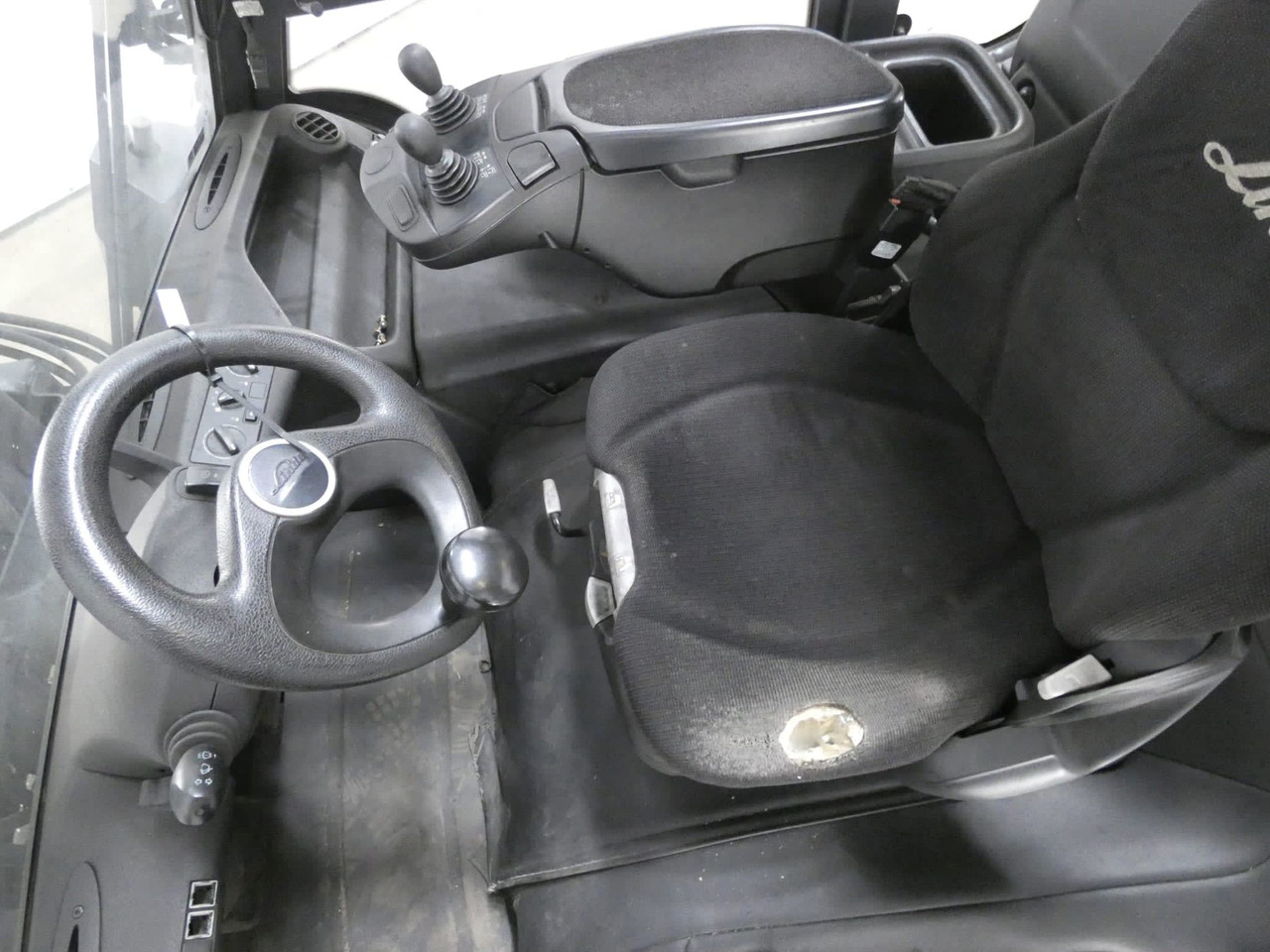 Linde E60-01 - Электропогрузчик: фото 3 Linde E60-01 - Электропогрузчик: фото 3