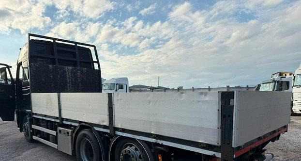 Volvo FH16-600. Euro 5 - Грузовик бортовой/ Платформа: фото 5 Volvo FH16-600. Euro 5 - Грузовик бортовой/ Платформа: фото 5