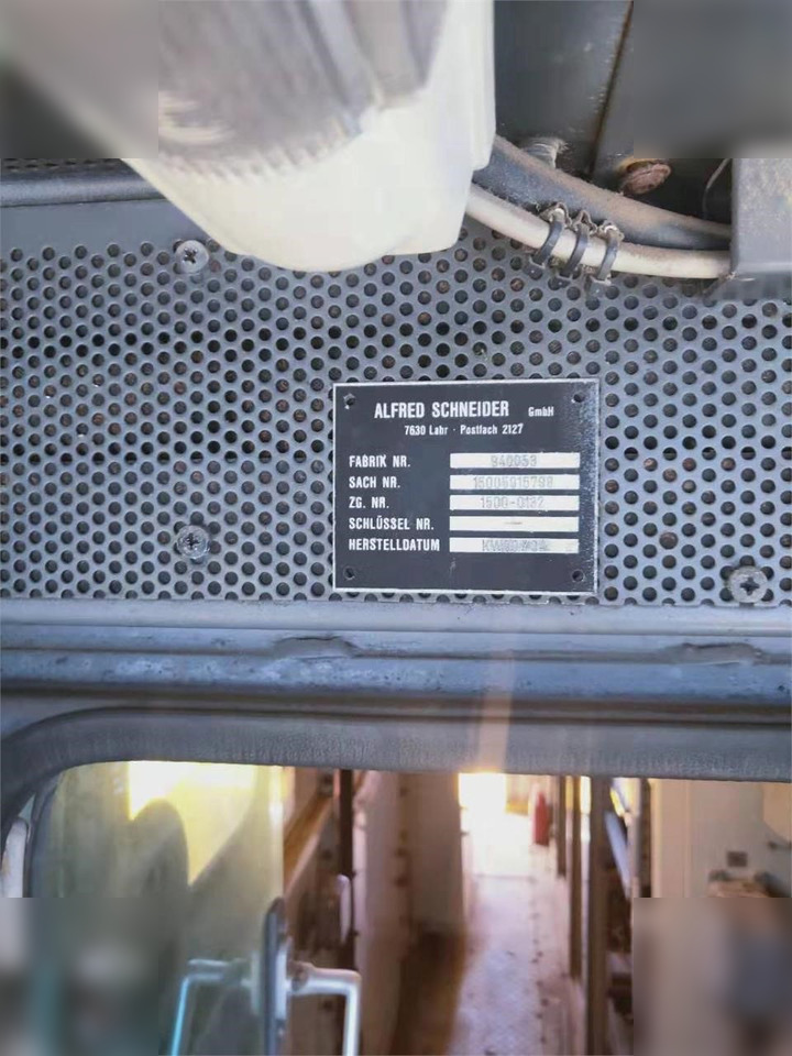 1994 LIEBHERR LHM1200HD - Быстромонтируемый башенный кран: фото 3 1994 LIEBHERR LHM1200HD - Быстромонтируемый башенный кран: фото 3