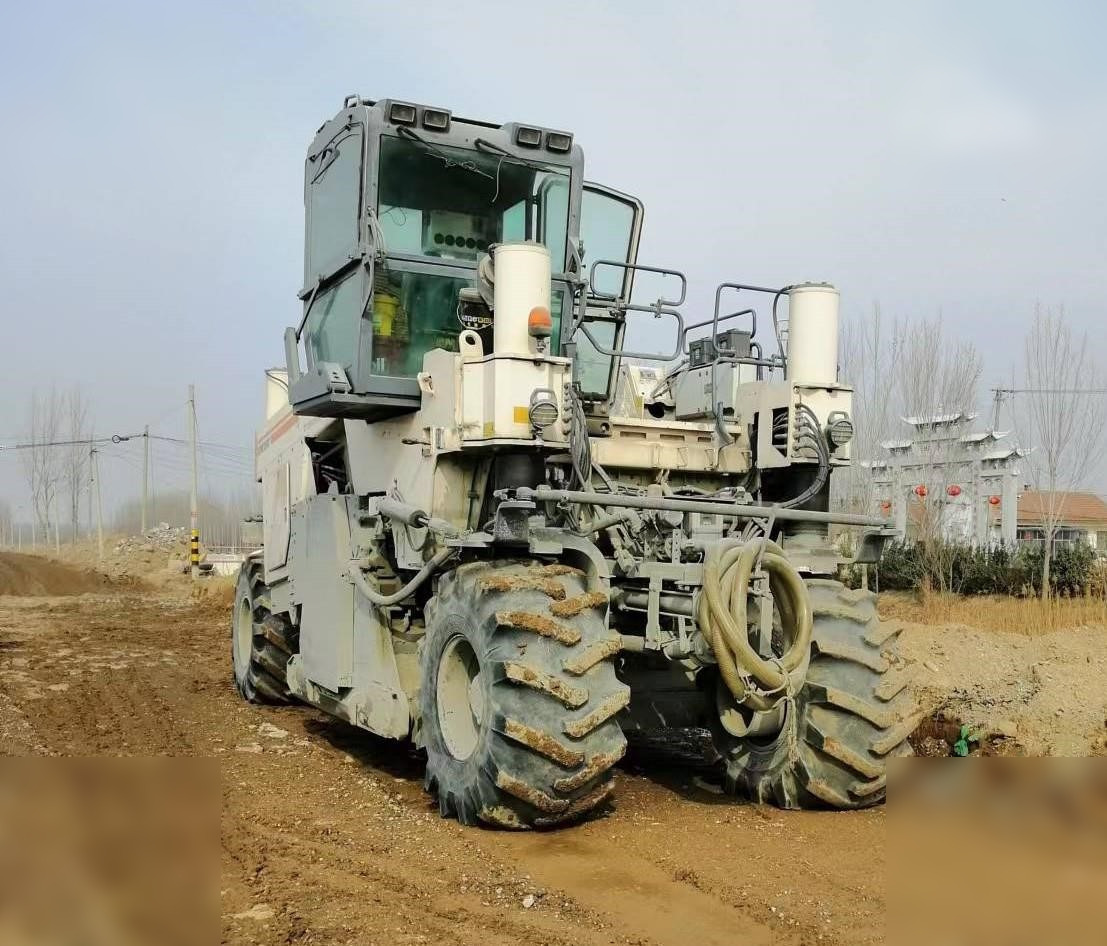 2010 WIRTGEN WR2500S - Стабилизатор грунта: фото 3 2010 WIRTGEN WR2500S - Стабилизатор грунта: фото 3