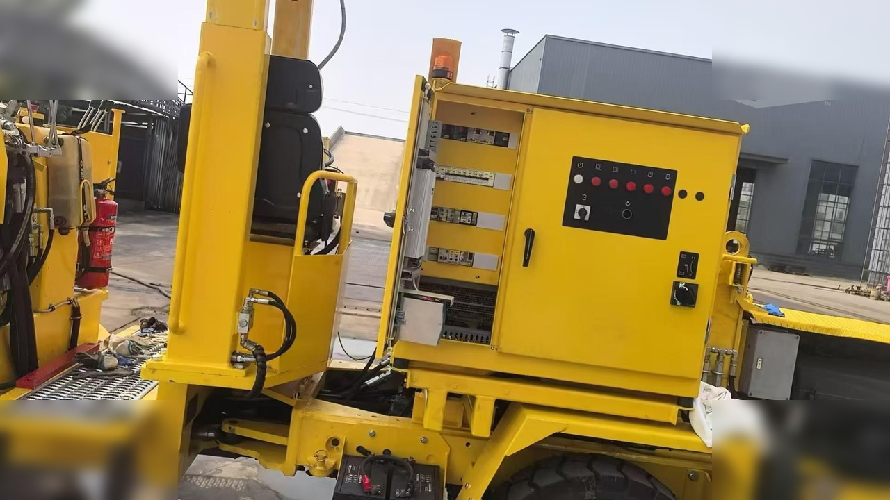 2014 ATLAS COPCO BOOMER 281 - Техника для горизонтального бурения: фото 2 2014 ATLAS COPCO BOOMER 281 - Техника для горизонтального бурения: фото 2