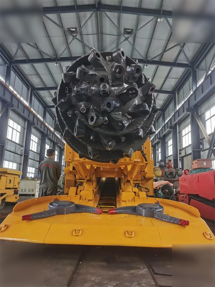 2014 XCMG EBZ160 - Тоннелепроходческий комплекс: фото 2 2014 XCMG EBZ160 - Тоннелепроходческий комплекс: фото 2