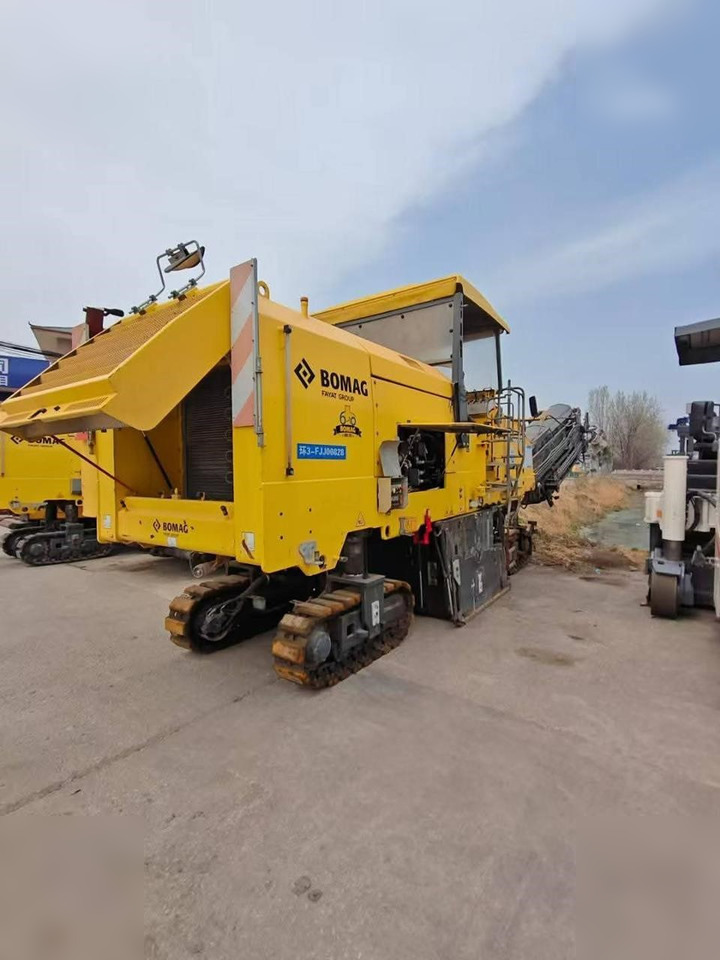 2017 BOMAG BM2000/60-2 - Дорожная фреза: фото 2 2017 BOMAG BM2000/60-2 - Дорожная фреза: фото 2