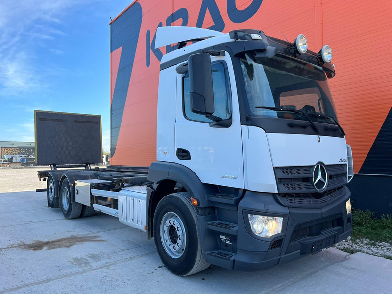 Mercedes-Benz Antos 2535 6x2*4 CHASSIS L=7788 mm - Грузовик-шасси: фото 4 Mercedes-Benz Antos 2535 6x2*4 CHASSIS L=7788 mm - Грузовик-шасси: фото 4