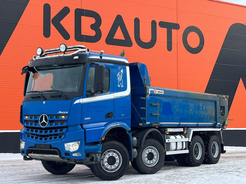 Mercedes-Benz Arocs 3251 8x4 RETARDER / FULL STEEL / BOX L=5571 mm - Самосвал: фото 1 Mercedes-Benz Arocs 3251 8x4 RETARDER / FULL STEEL / BOX L=5571 mm - Самосвал: фото 1