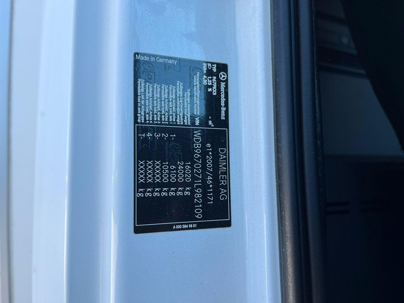 Грузовик с закрытым кузовом Mercedes-Benz Atego 1524 4x2 BOX L=7547mm: фото 15