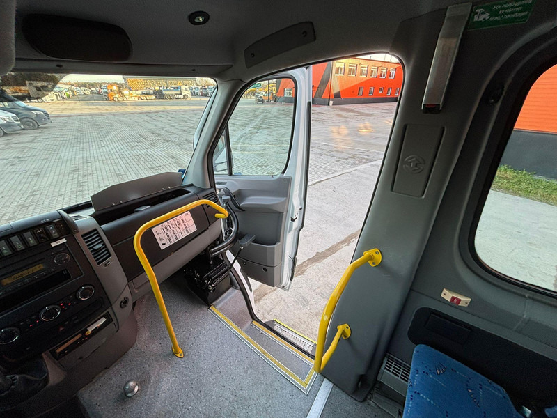 Микроавтобус, Пассажирский фургон Mercedes-Benz Sprinter 516 CDI 12 SEATS / WHEELCHAIR LIFT: фото 19