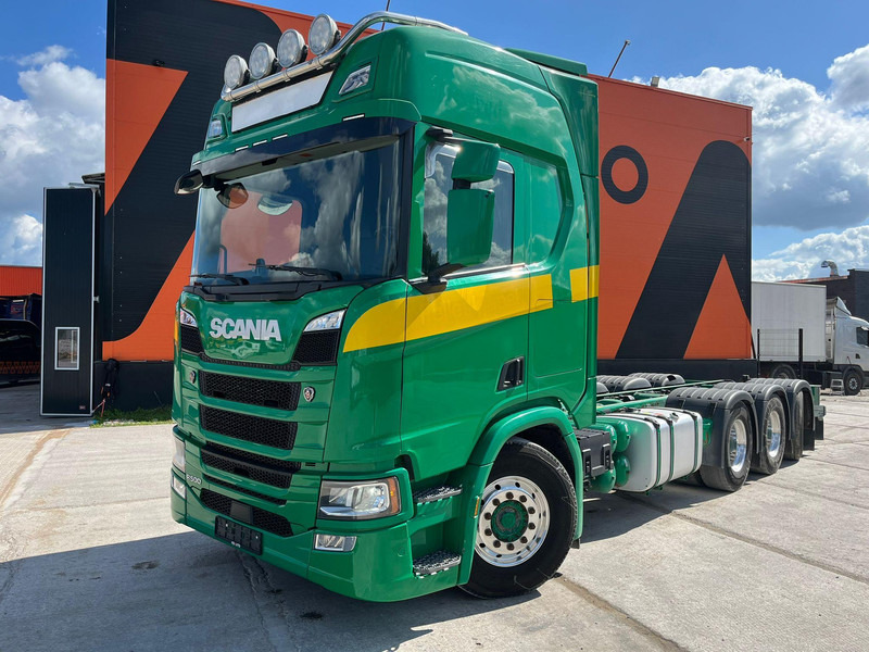 Scania R500 8x4*4 9 TON FRONT AXLE / PTO / RETARDER / CHASSIS L=7420 mm - Грузовик-шасси: фото 2 Scania R500 8x4*4 9 TON FRONT AXLE / PTO / RETARDER / CHASSIS L=7420 mm - Грузовик-шасси: фото 2
