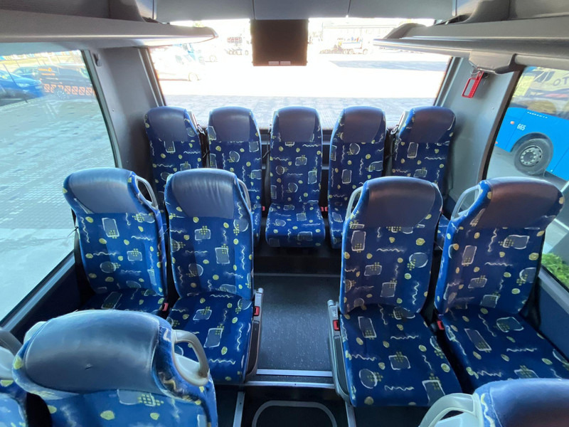 Пригородный автобус Setra S 417 UL 6x2*4 57 SEATS / AC / AUXILIARY HEATER / WHEELCHAIR LIFT: фото 18 Пригородный автобус Setra S 417 UL 6x2*4 57 SEATS / AC / AUXILIARY HEATER / WHEELCHAIR LIFT: фото 18
