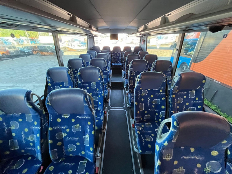 Пригородный автобус Setra S 417 UL 6x2*4 57 SEATS / AC / AUXILIARY HEATER / WHEELCHAIR LIFT: фото 17 Пригородный автобус Setra S 417 UL 6x2*4 57 SEATS / AC / AUXILIARY HEATER / WHEELCHAIR LIFT: фото 17