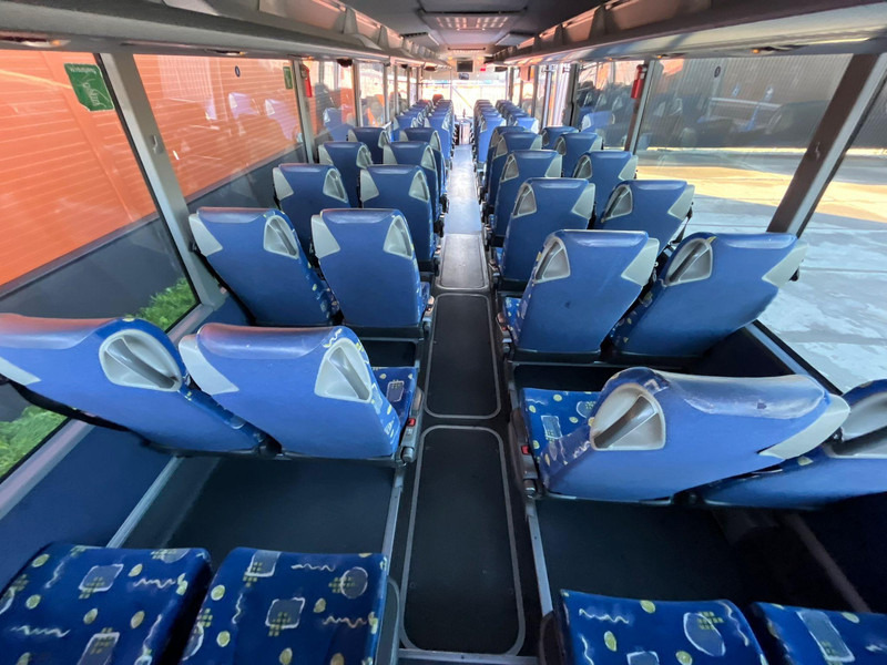 Пригородный автобус Setra S 417 UL 6x2*4 57 SEATS / AC / AUXILIARY HEATER / WHEELCHAIR LIFT: фото 19 Пригородный автобус Setra S 417 UL 6x2*4 57 SEATS / AC / AUXILIARY HEATER / WHEELCHAIR LIFT: фото 19