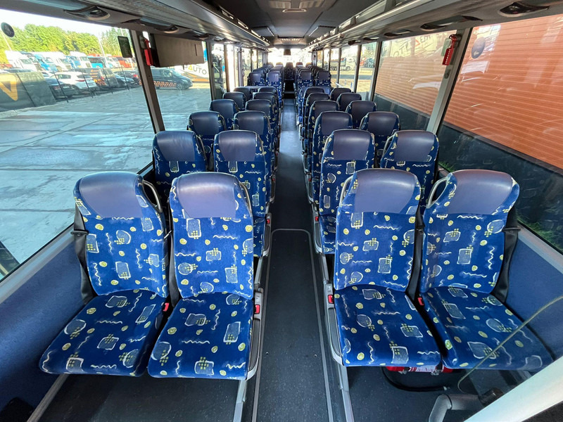 Пригородный автобус Setra S 417 UL 6x2*4 57 SEATS / AC / AUXILIARY HEATER / WHEELCHAIR LIFT: фото 15 Пригородный автобус Setra S 417 UL 6x2*4 57 SEATS / AC / AUXILIARY HEATER / WHEELCHAIR LIFT: фото 15