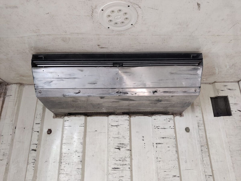 Кузов-рефрижератор THERMO KING TS-300 REFRIGERATION UNIT / KÜLMASEADE: фото 7 Кузов-рефрижератор THERMO KING TS-300 REFRIGERATION UNIT / KÜLMASEADE: фото 7