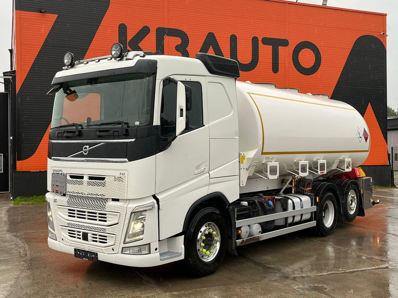Volvo FH 500 6x2 TANK 22150 l / 6950+4700+4650+5850 l - Грузовик-цистерна: фото 1 Volvo FH 500 6x2 TANK 22150 l / 6950+4700+4650+5850 l - Грузовик-цистерна: фото 1