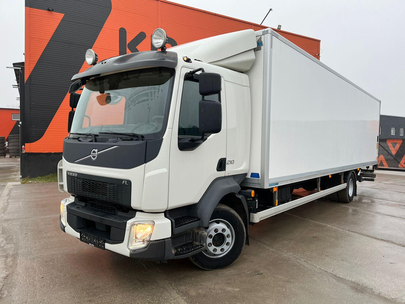 Volvo FL 210 4x2 BOXHEATING / BOX L=8757 mm - Грузовик с закрытым кузовом: фото 2 Volvo FL 210 4x2 BOXHEATING / BOX L=8757 mm - Грузовик с закрытым кузовом: фото 2