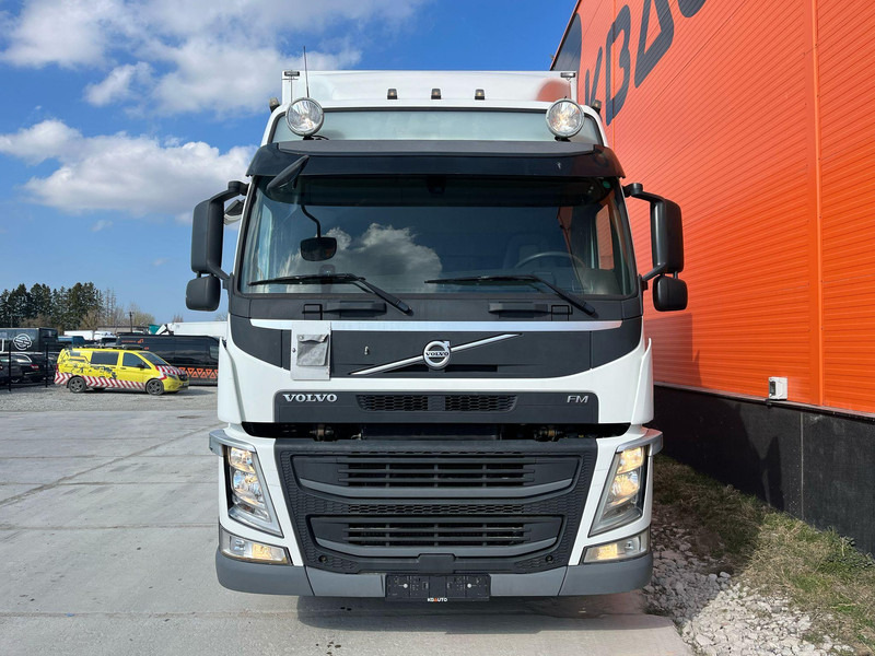 Volvo Volvo FM 330 4x2 BOX L=7952 mm - Грузовик с закрытым кузовом: фото 2 Volvo Volvo FM 330 4x2 BOX L=7952 mm - Грузовик с закрытым кузовом: фото 2