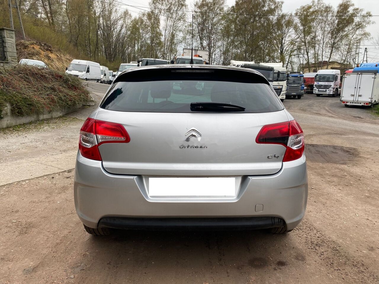 Citroen C4 - Легковой автомобиль: фото 4 Citroen C4 - Легковой автомобиль: фото 4