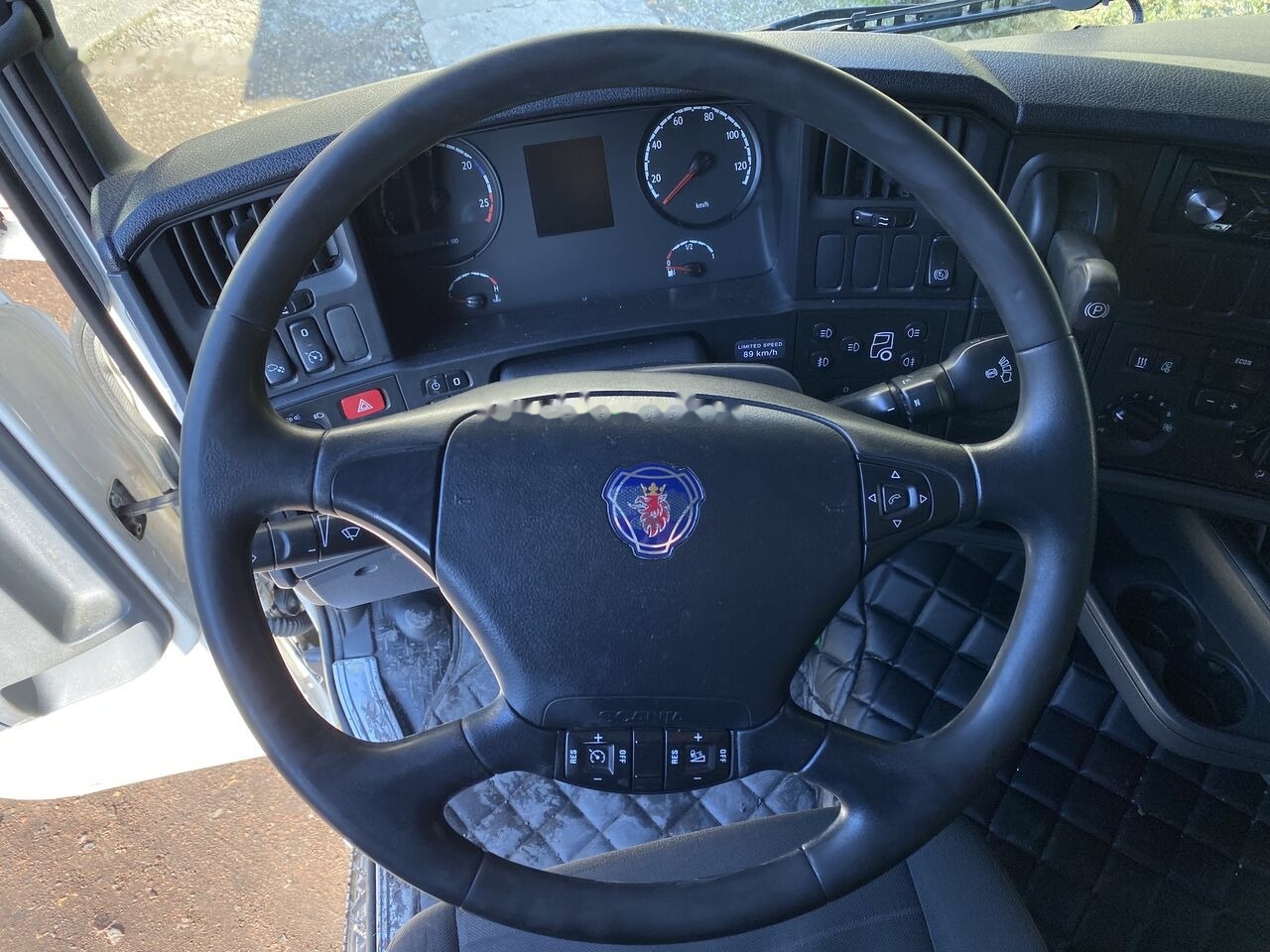 Тягач Scania R500: фото 10 Тягач Scania R500: фото 10