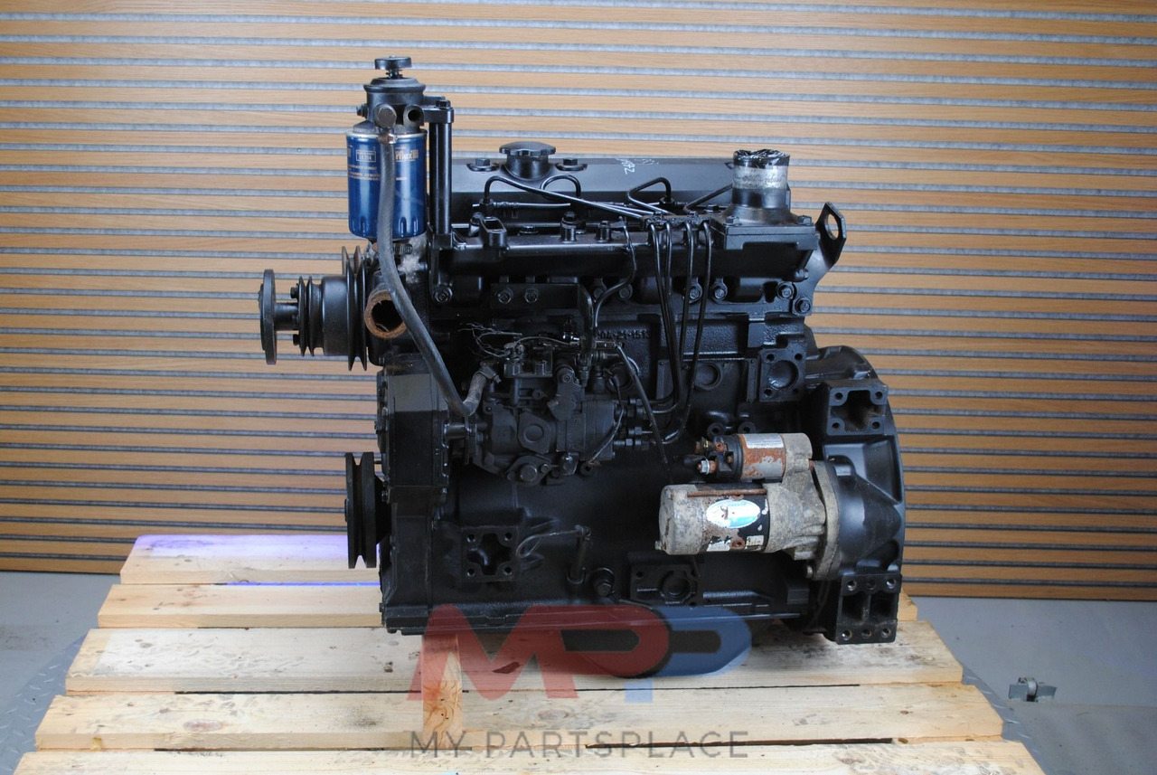 Komatsu 4D95 - Двигатель: фото 3 Komatsu 4D95 - Двигатель: фото 3