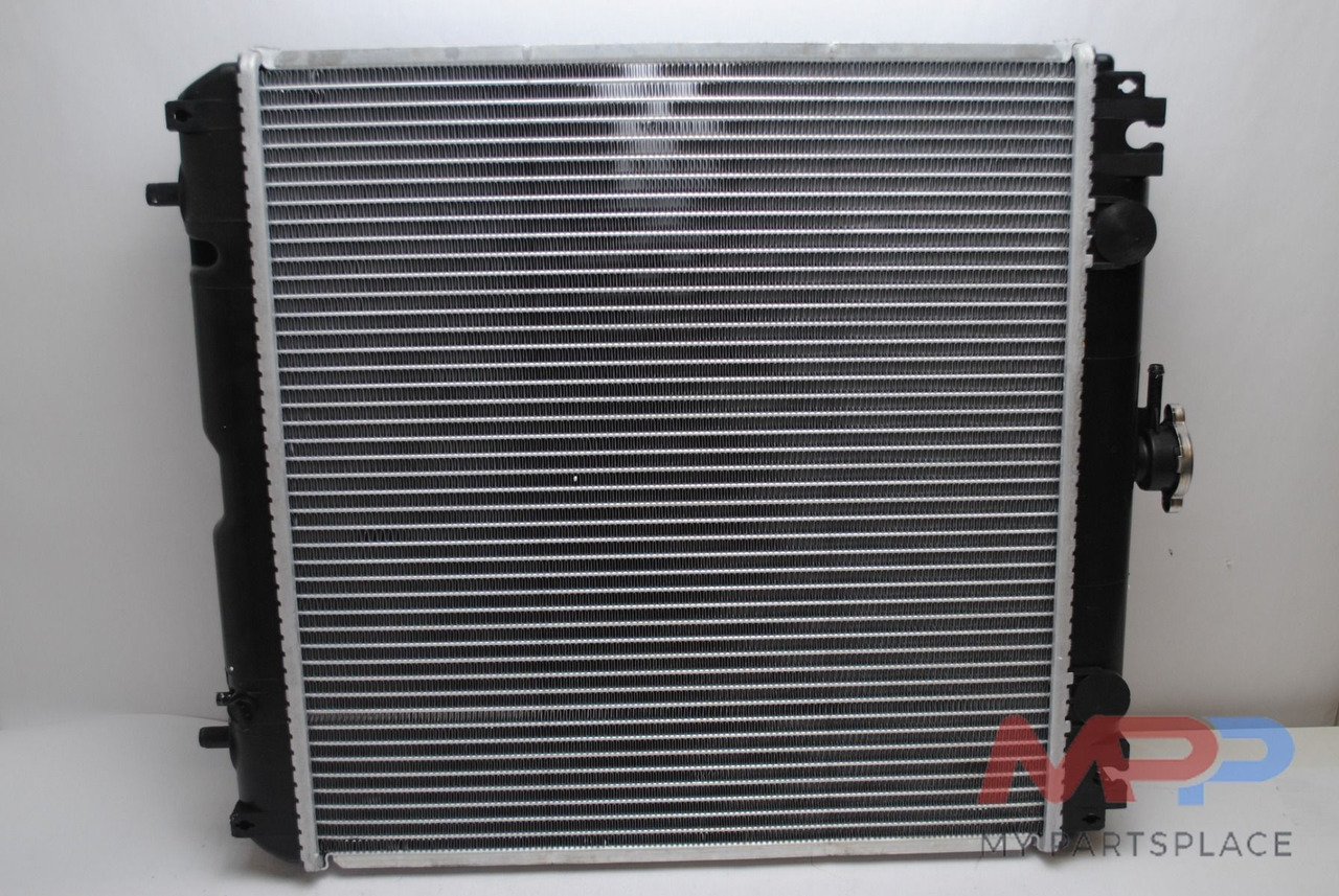 Kubota Radiator Kubota KX135 - Двигатель: фото 1 Kubota Radiator Kubota KX135 - Двигатель: фото 1