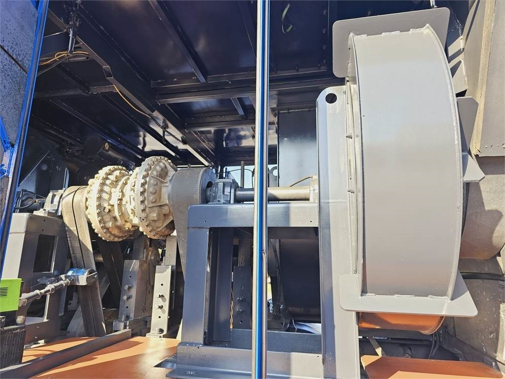 Экскаватор Iveco Saugbagger vacuum cleaner excavator sucking loos: фото 23 Экскаватор Iveco Saugbagger vacuum cleaner excavator sucking loos: фото 23