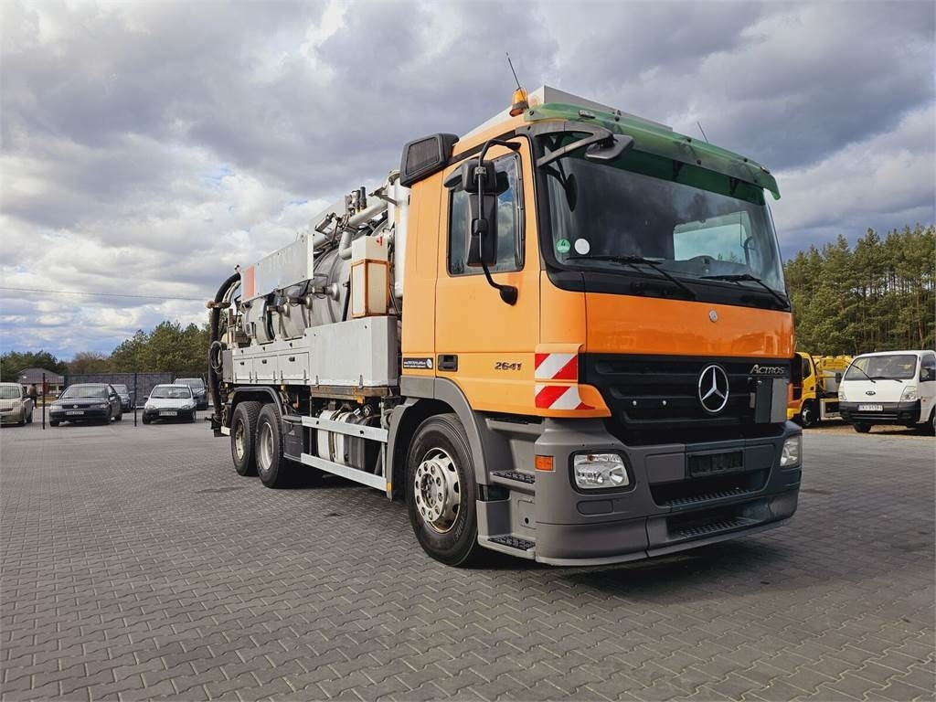 Mercedes-Benz WUKO KROLL COMBI FOR SEWER CLEANING - Коммунальная/ Специальная техника: фото 3 Mercedes-Benz WUKO KROLL COMBI FOR SEWER CLEANING - Коммунальная/ Специальная техника: фото 3