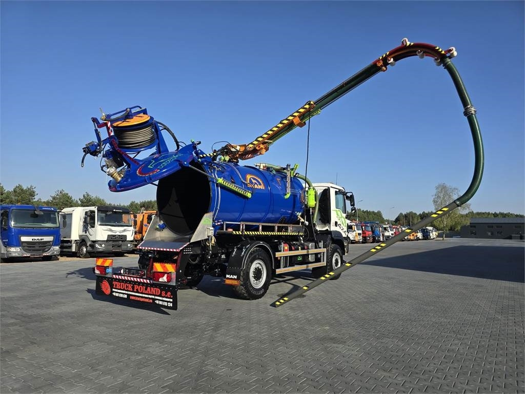 MAN TGM 4x4 GAMON PW8 for collecting liquid waste sepa - Ассенизатор: фото 1 MAN TGM 4x4 GAMON PW8 for collecting liquid waste sepa - Ассенизатор: фото 1