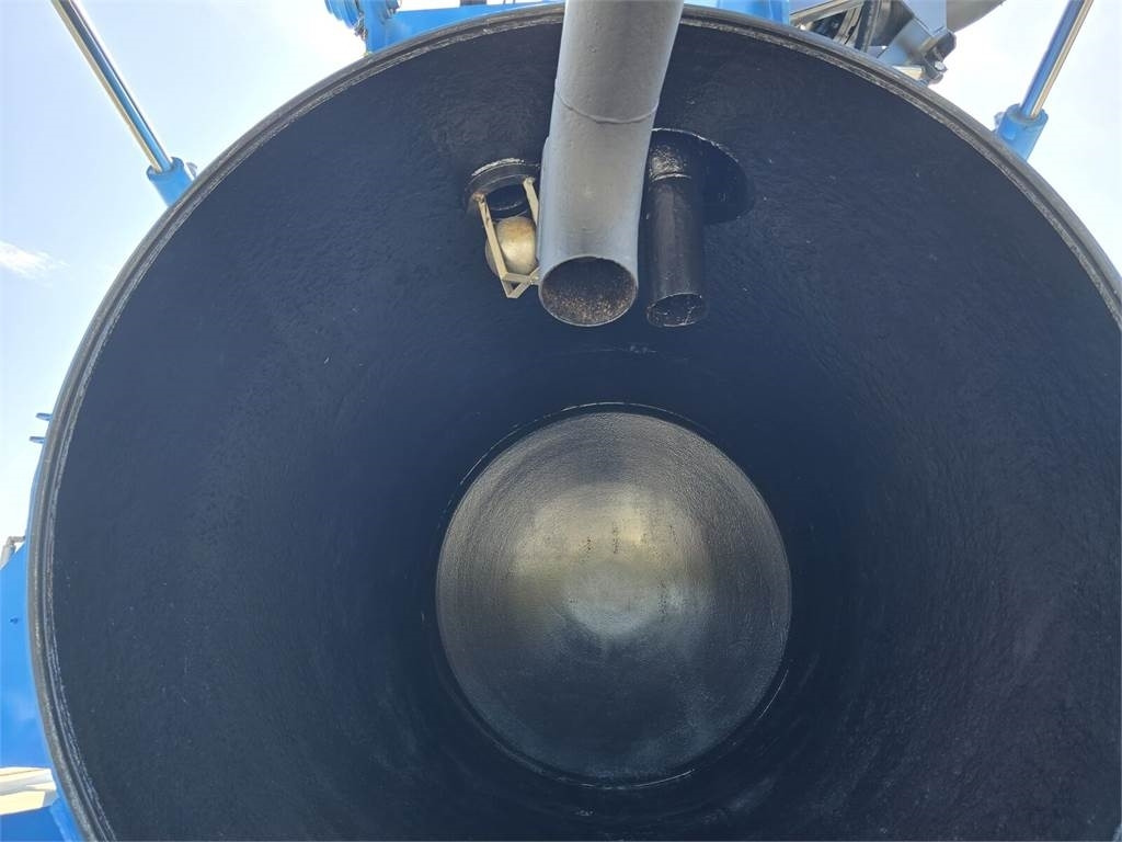 Ассенизатор Renault WUKO RIVARD for collecting liquid waste: фото 30