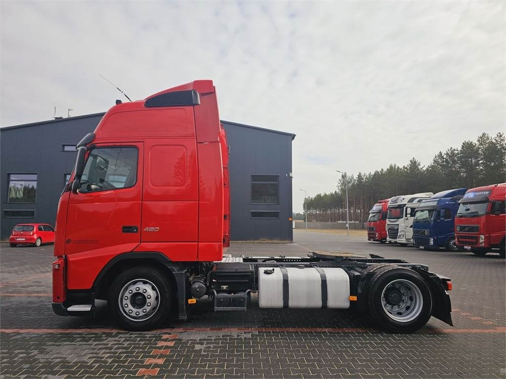 Volvo FH13 XXL EURO 5 2011 + KRONE MEGA RAISE  - Тягач: фото 5 Volvo FH13 XXL EURO 5 2011 + KRONE MEGA RAISE  - Тягач: фото 5